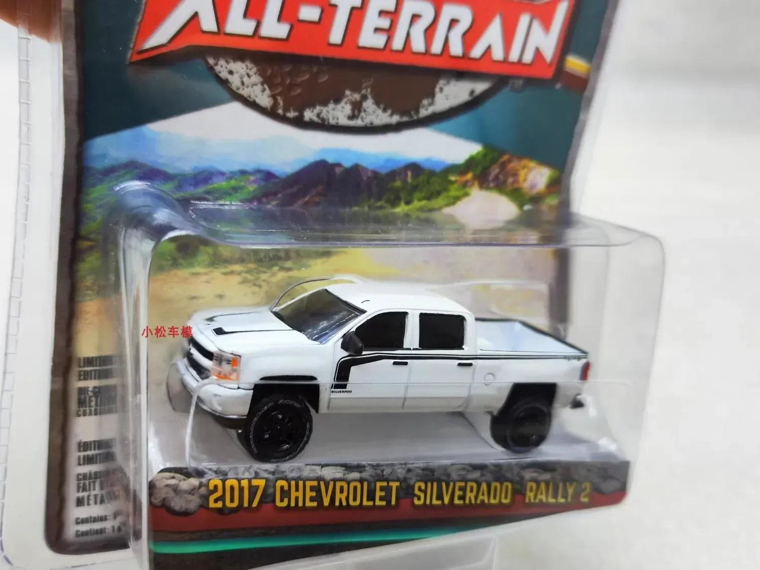 1:64 2017 Chevrolet Silverado Rally 2 литая под давлением модель автомобиля из металлического