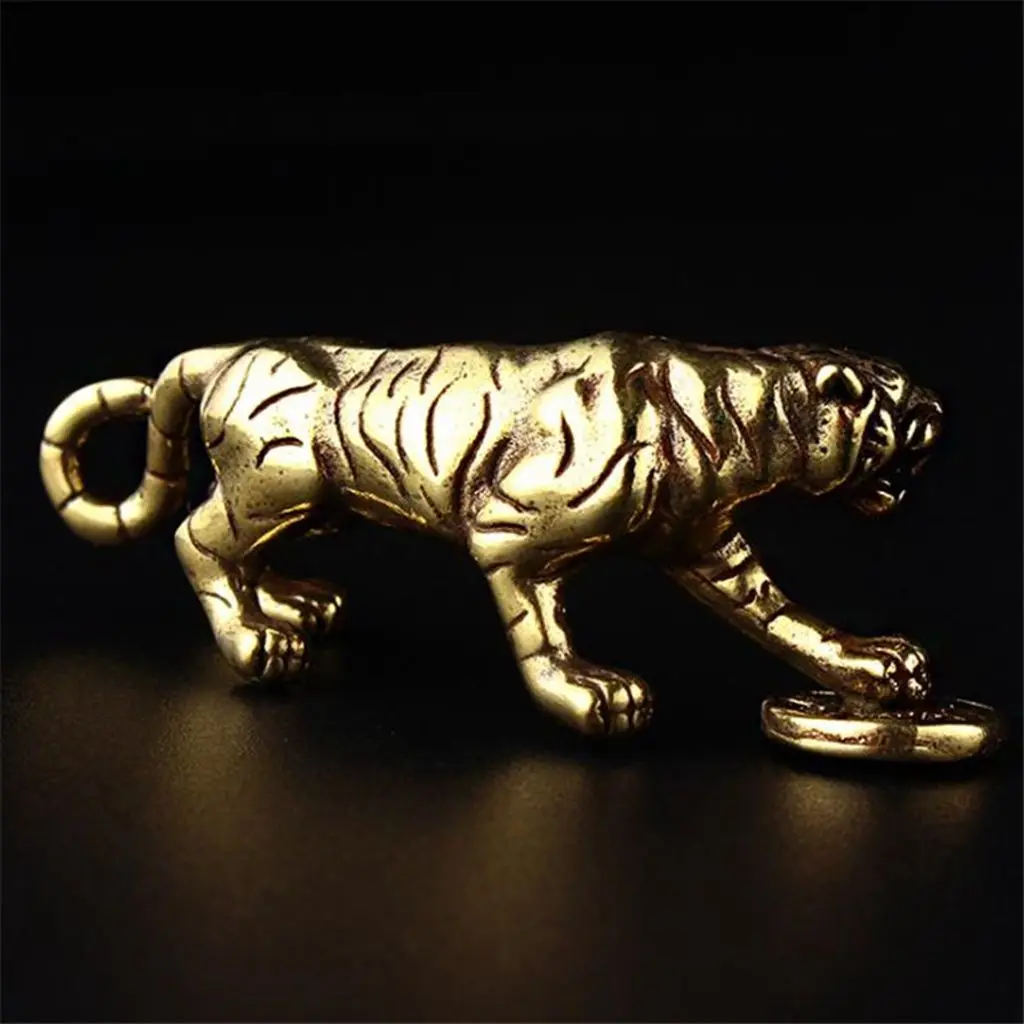 

1 Pcs Tiger Figurine Creative Retro Tiger Pendant Home Desktop Ornaments Keychain Pendant Decoration Crafts