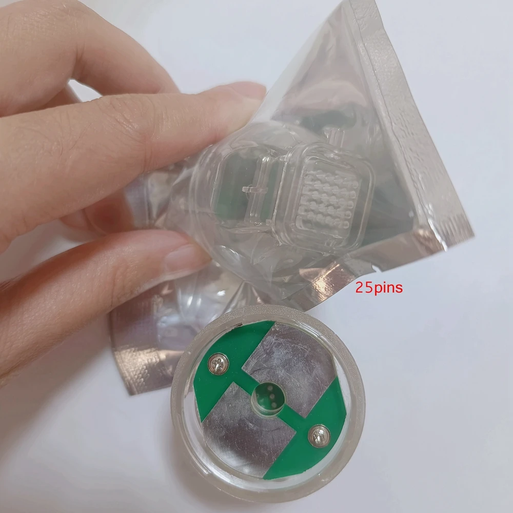 Одноразовый фракционный радиочастотный картридж массажный позолоченный 10/25/64