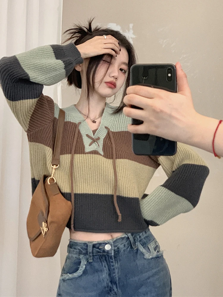 

Striped Contrast Color Lace-up Knitted Sweater Women's Spring 2023 Korean Stylish New Design Sense V-neck Short Long Sleeve Top