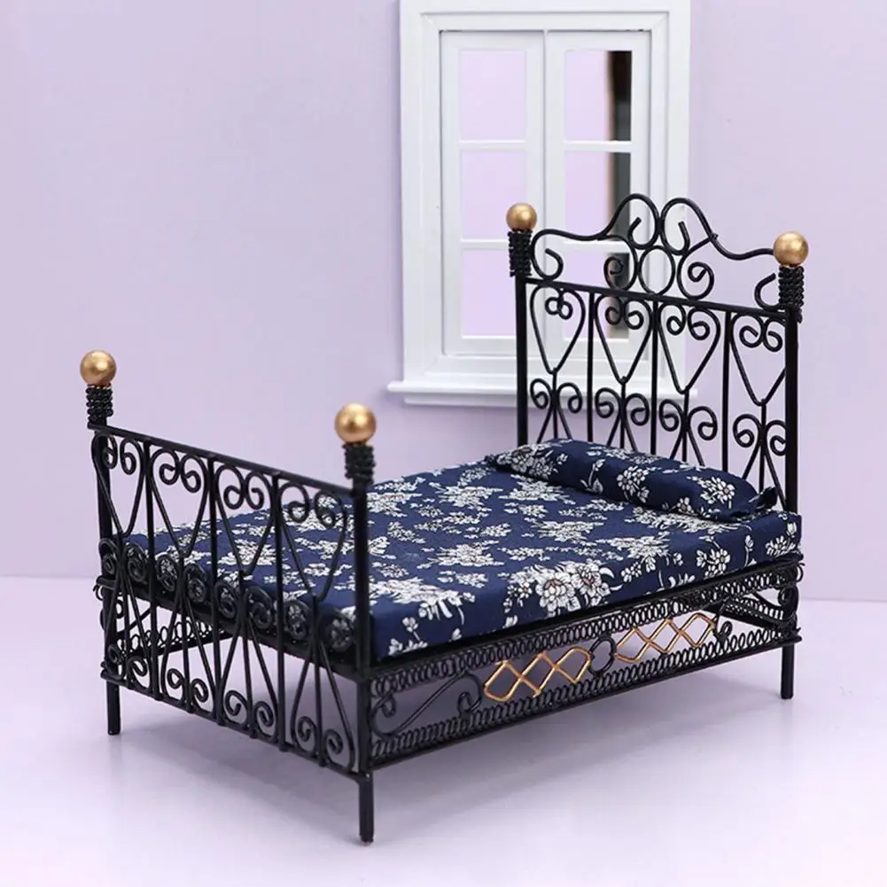 

Double Bed Model Novelty Mini Bedroom Double Bed Anti-deformed Wrought Iron Bed