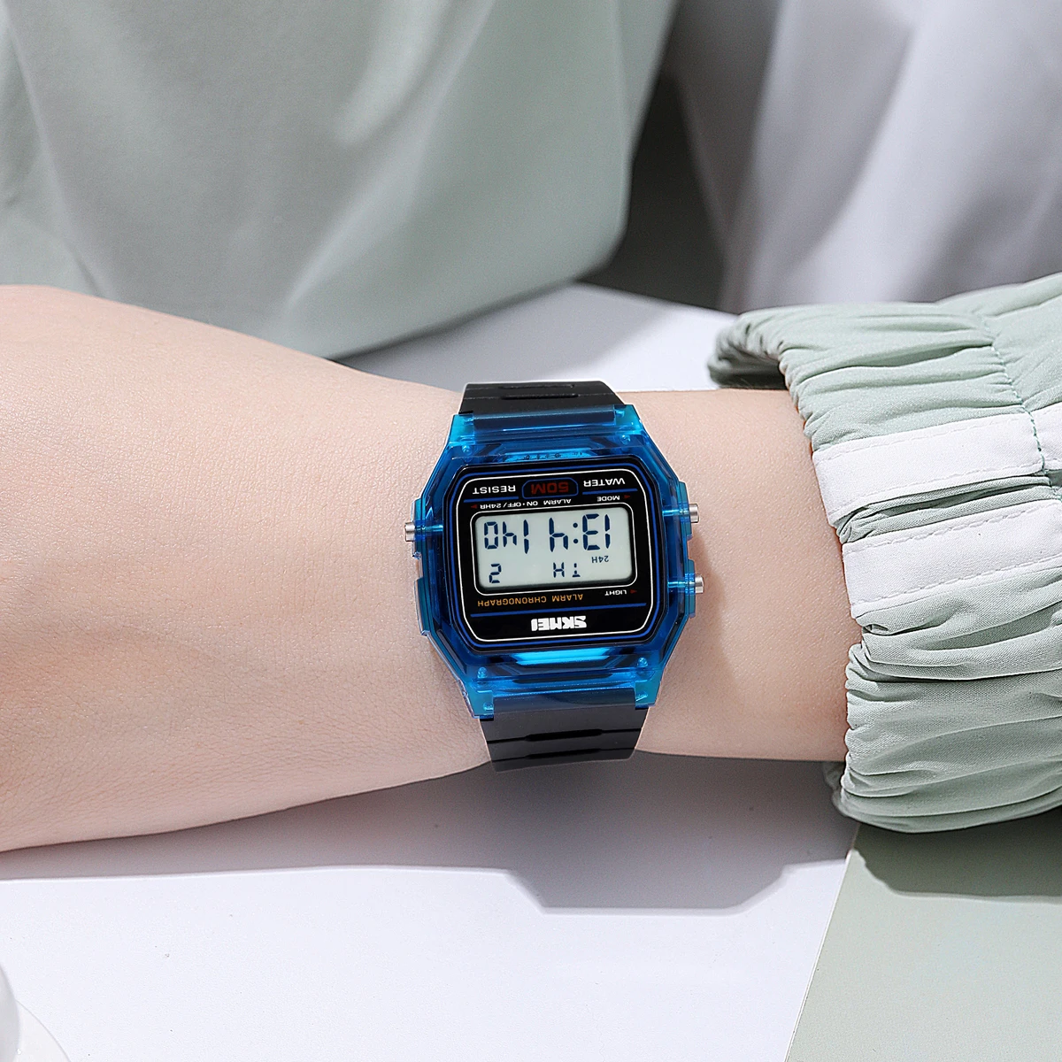 SKMEI Fashion Transparent TPU Strap Ladies Wristwatch Shockproof Back Light Display Stopwatch Digital Watches Women reloj mujer