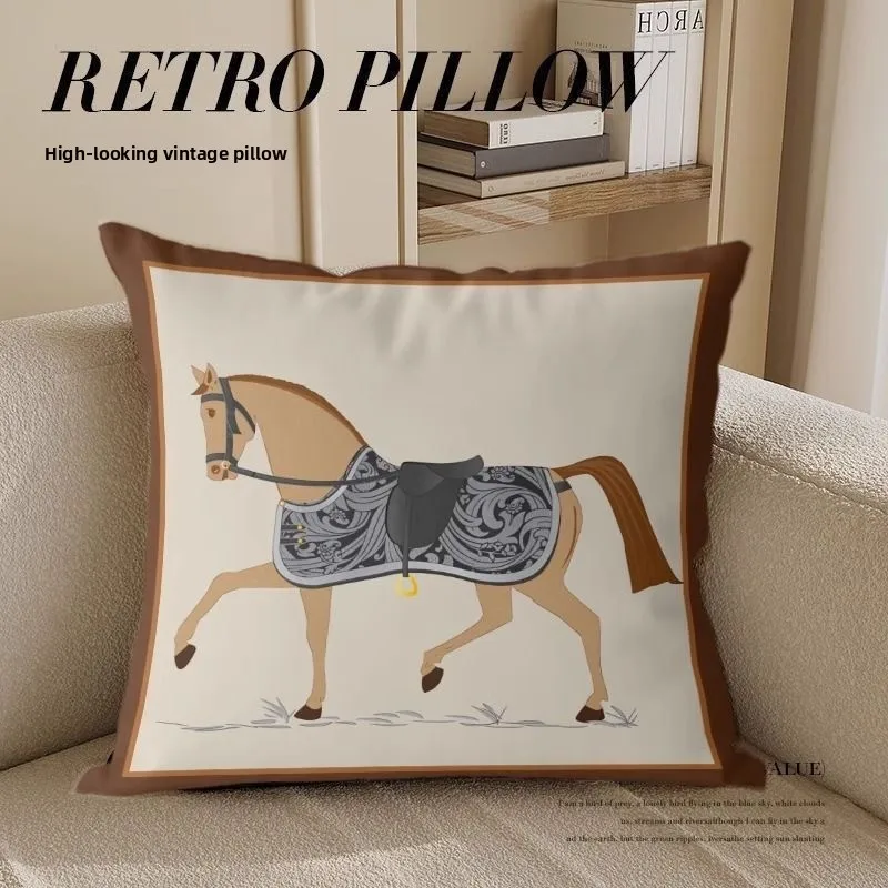 

Средневековая ретро наволочка из полиэстера