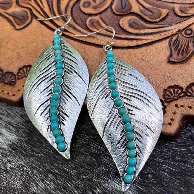

Bohemian Blue Beads Natural Stone Earrings Craftsman Carved Leaf Creative Summer Jewelry Women Beach Dangle Earrings Accessories
