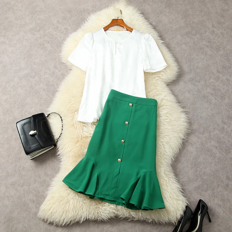 

European and American women's clothes 2023 spring new Short sleeve T-shirt Green single breasted fishtail skirt Fashion suit
