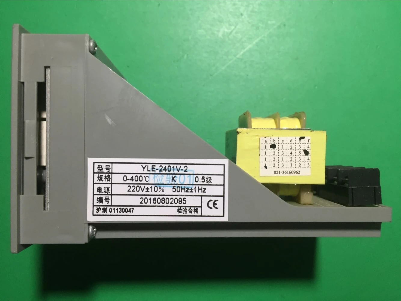 YLE-2601WG-2 Shanghai Yatai Прибор контроля температуры YLE-2000 2601 Вт 2611 Термостат