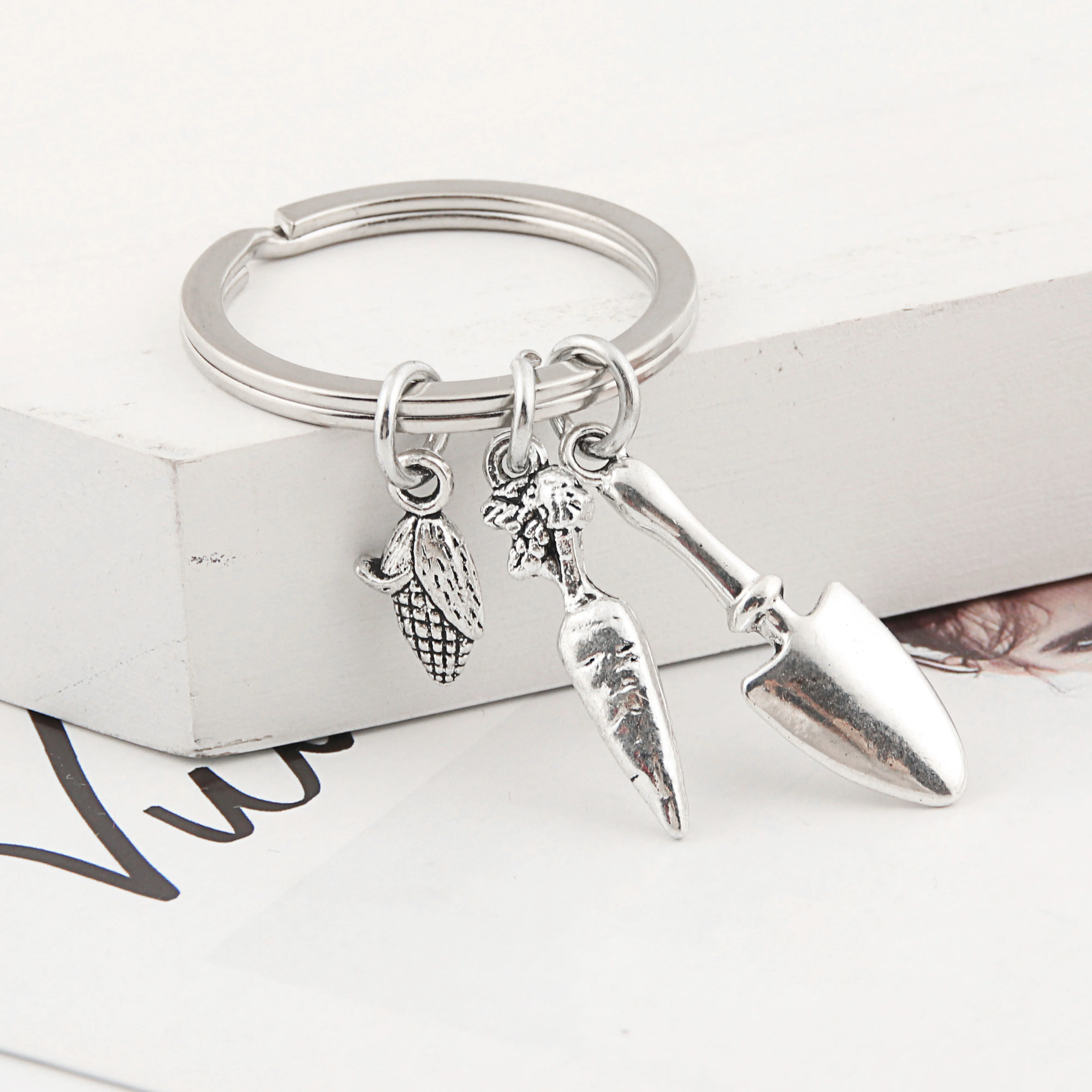 1 шт. металлический брелок для ключей |