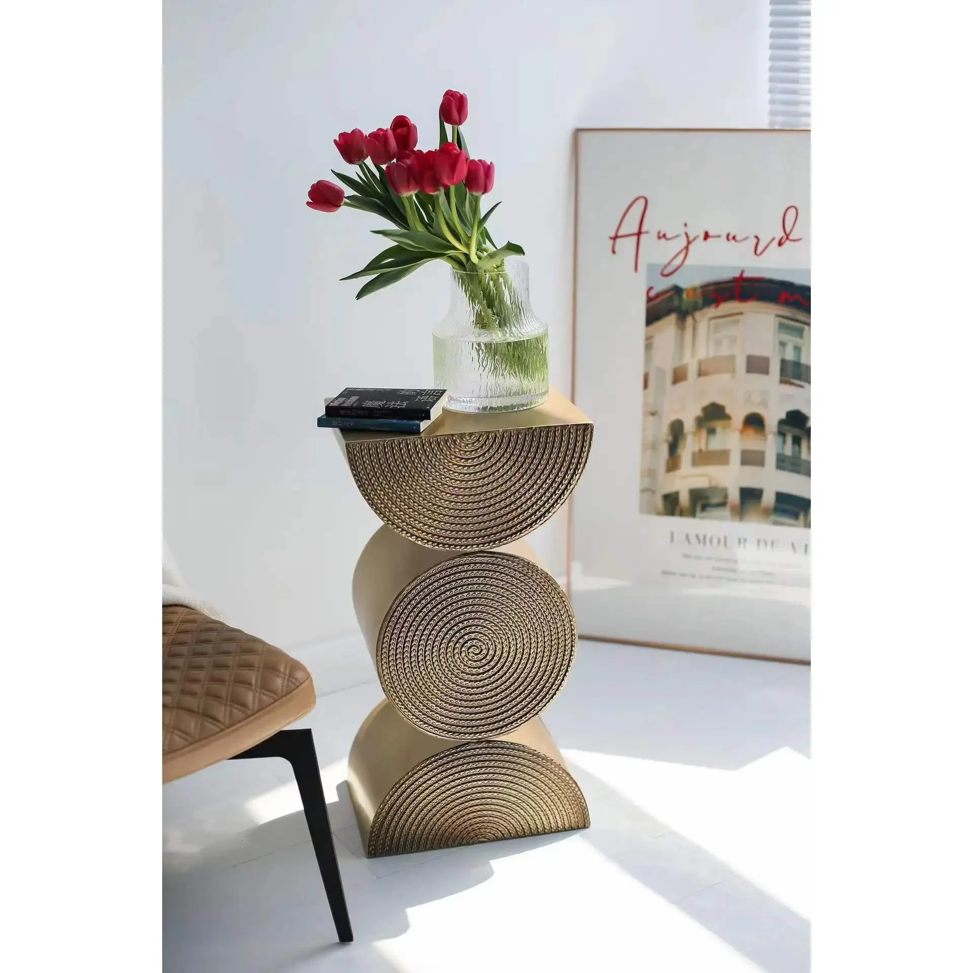 Дизайнерский диван в скандинавском стиле для гостиной минималистичный