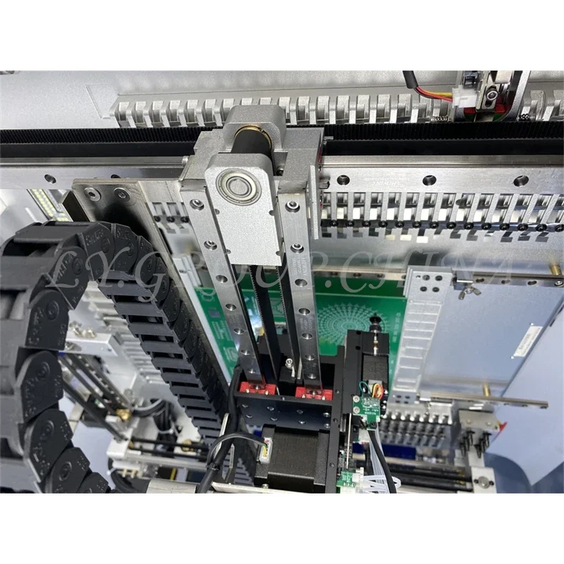 Высокоскоростная автоматическая машина для захвата и размещения SMT с 2 головками