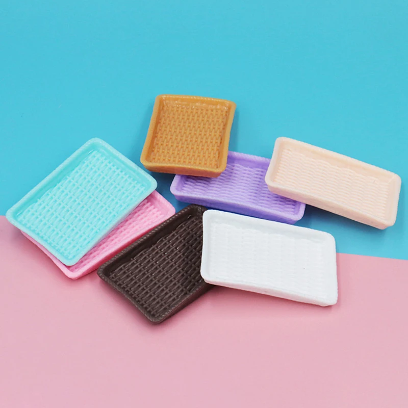 

5Pcs Dollhouse Miniature Plastic Basket Serving Plate Dish Dessert Tray Model Kitchen Tableware Accessories For Doll House Decor