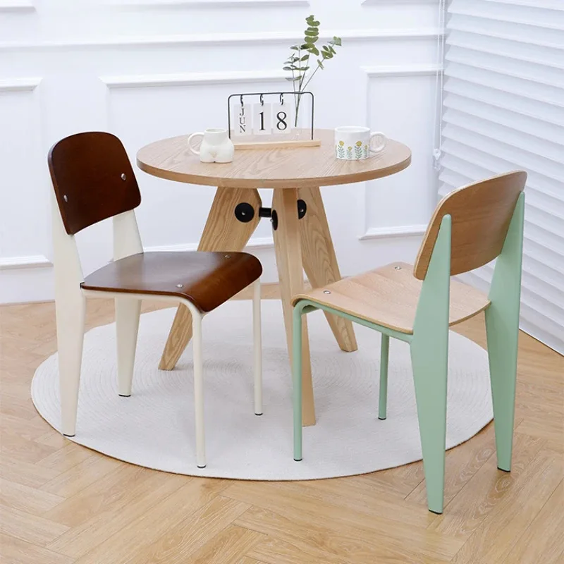 Обеденные стулья в скандинавском стиле со спинкой домашний простой стул