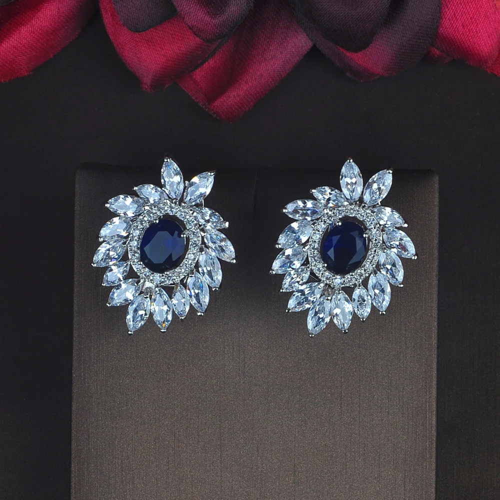 

Женские серьги-гвоздики из искусственной кожи, в виде цветка