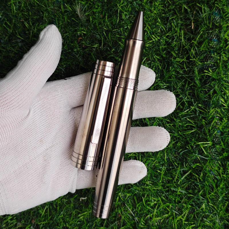Фото New Oversized Giant Titanium Alloy Fountain Pen with Silver Metal Signature Pen Large Capacity with Ink Absorber,PK Wingsung 930 №5