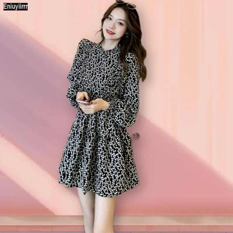 Новинка Весна 2023 маленькие черные мини-платья шикарное корейское модное женское