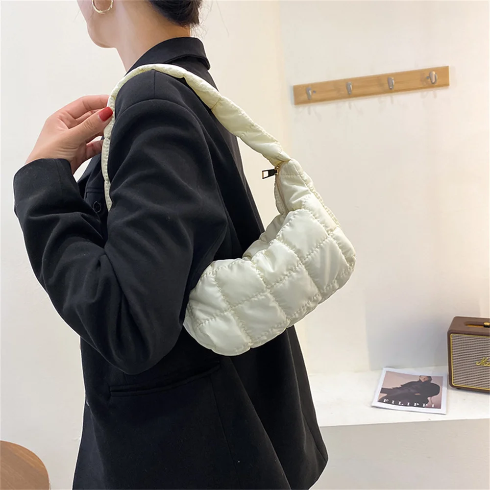 

New Oxford Cloth Women's Shoulder Bag Folds Rhombus Embroidery Thread Underarm Bag Niche Design Simple Handbags for Women 2022