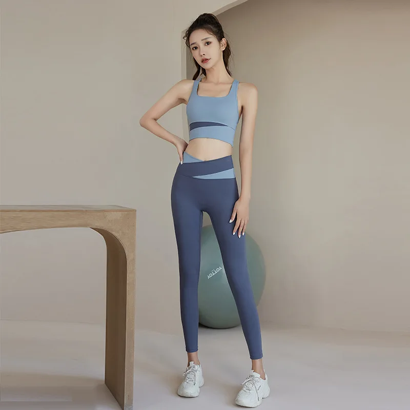 

Костюм спортивный женский для бега, комплект спортивной одежды с топом и бюстгальтером с высокой талией для фитнеса, тренировок