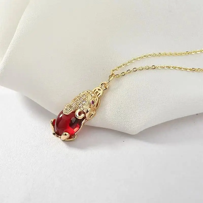 

Retro Red Crystal Pixiu Pendant Necklace Women Gold Color Chain Animal Rhinestone Buddhist Amulet Bring Lucky Wealth Jewelry