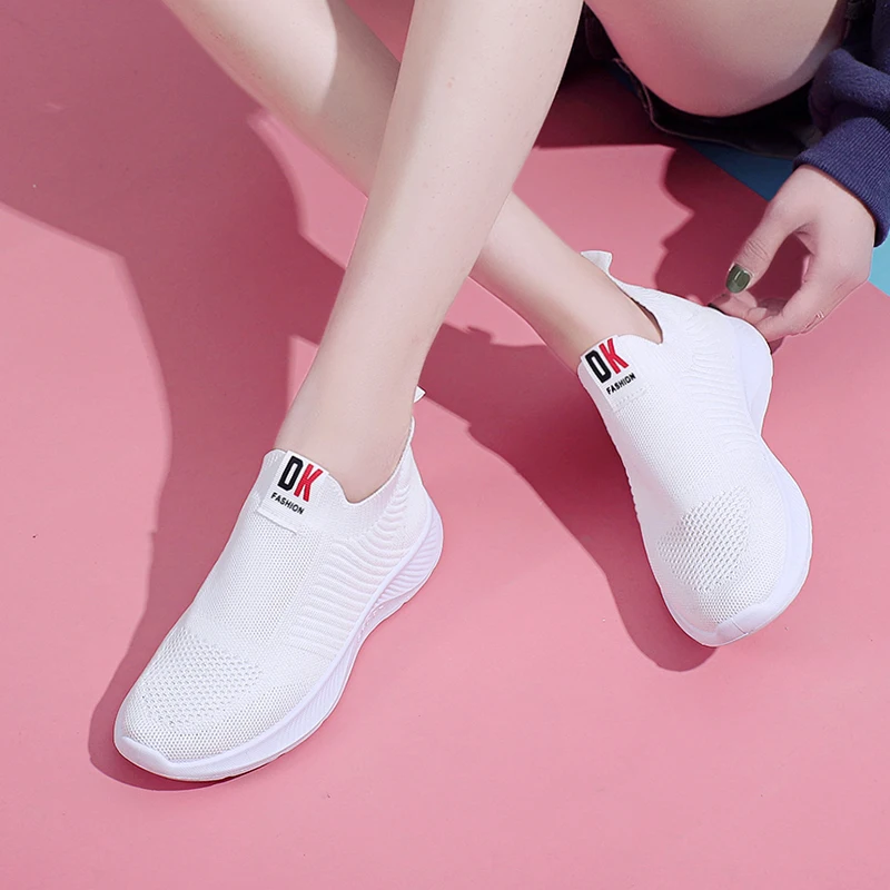 Casual Light Weave Women's Shoes Spring Comfortable Mesh Breathabl Slip on Women's Sneakers Outdoor Walking Zapatillas Mujer 40