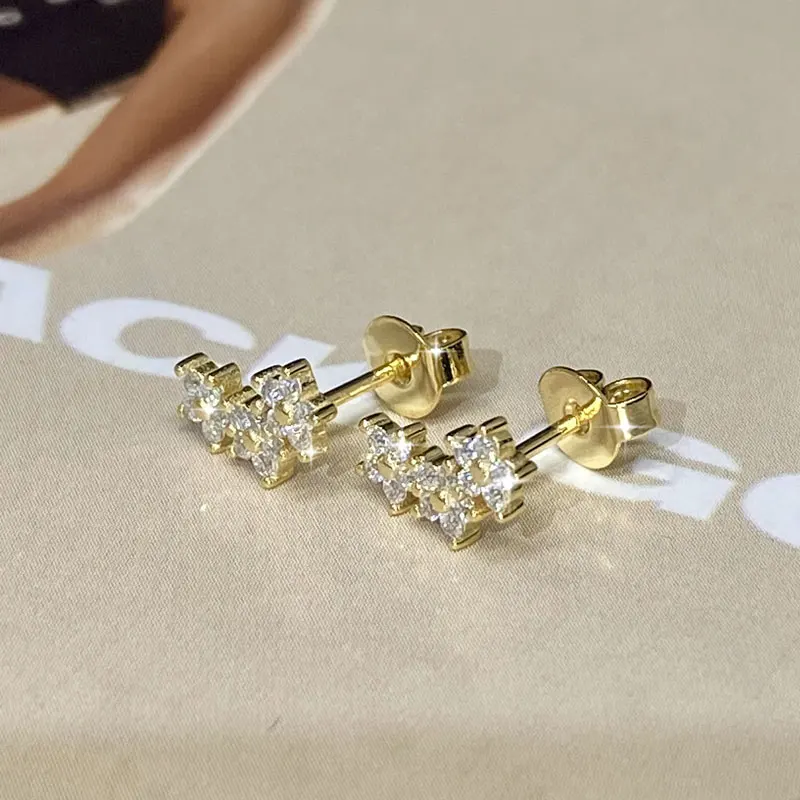 Фото Серьги-гвоздики Anziw 2026 New D Color с муассанитом в форме цветка, лабораторные бриллианты, серьги-пирсинг для женщин, подарки на День святого Валентина №4