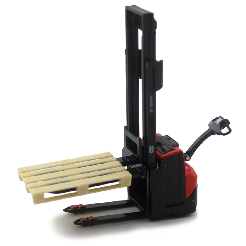 1:24 металлический вилочный погрузчик модель электрического автомобиля BT LEVIO вилочные погрузчики и BT STAXIO поддоны имитация инженерных транспортных средств