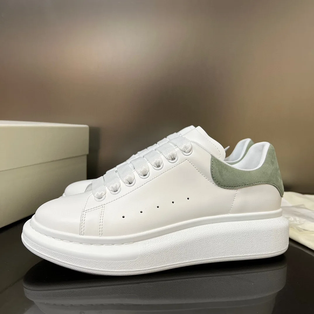 

2023 Hot Luxury Low Top For Men Trainers White Genuine Leather Green Suede Heels Flats Sneakers Sport Driving Shoes Footwear
