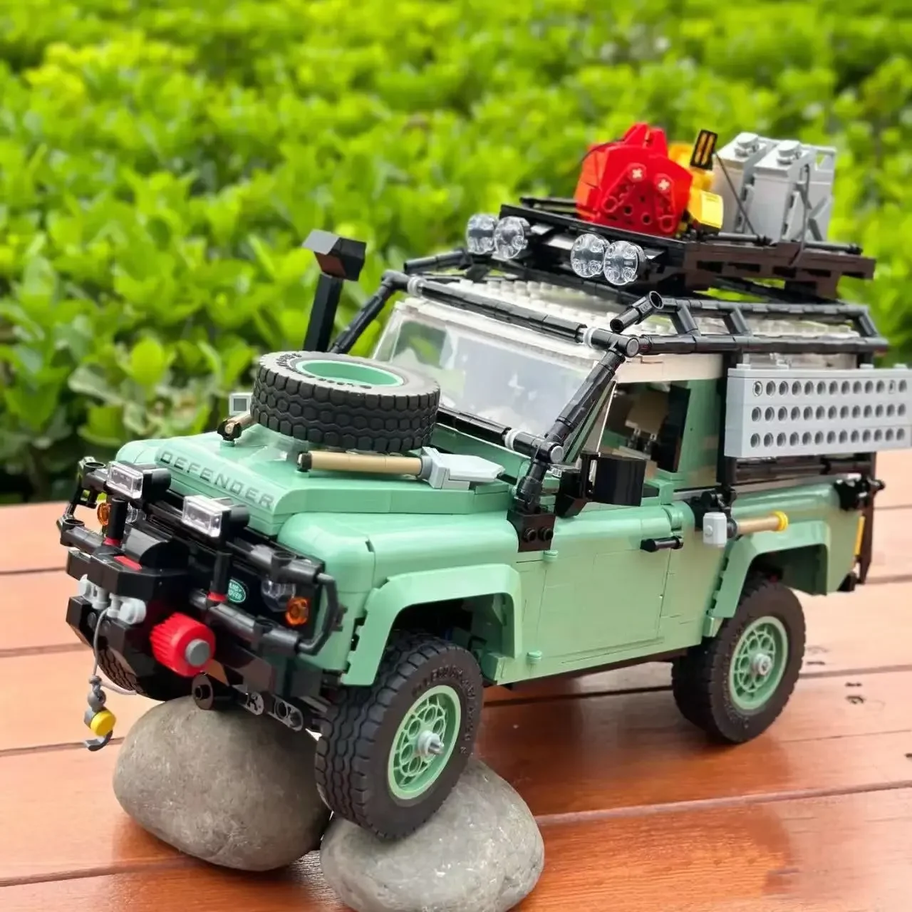 

New 10317 Lands Supercar Rover Off-Road Defender 90 Vehicle Car Model Building Blocks Bricks Toys for Kids Boys Birthday Gifts