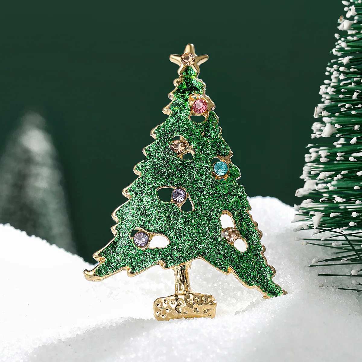 

Green Enamel Tree Brooches Women Men Christmas Tree Party Causal Office Brooch Pins Gifts