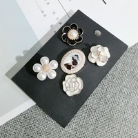 fashion luxury set flower pearl water mane set brooch pin sneakers cape brooches for woman