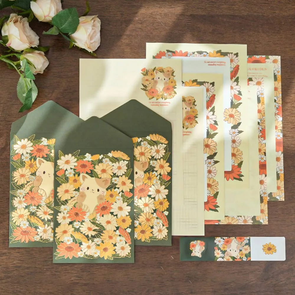 

Многоцветная канцелярия с цветочным узором