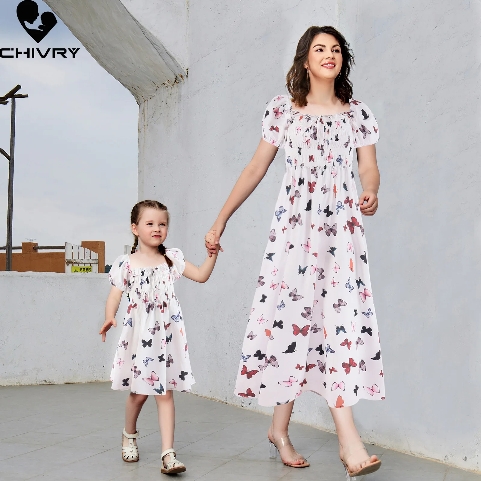 

New 2022 Mother Daughter Summer Dresses Puff Sleeve Butterfly Print Dress Mom Mommy and Me Party Dress Family Matching Outfits