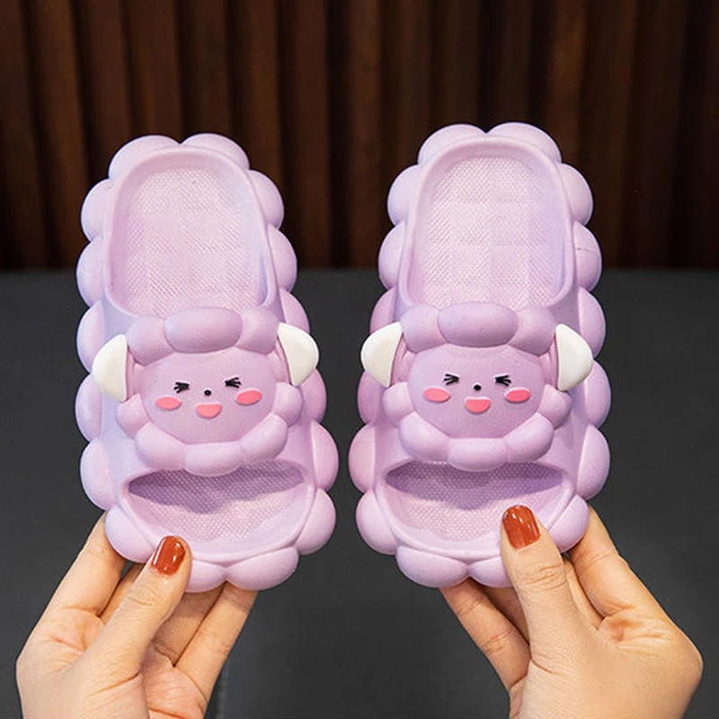 Летние детские тапочки с милыми животными и принтами удобные для домашнего