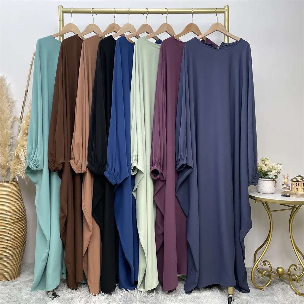 Muslim Ladies Robe Middle East Dubai Bat Long Sleeve Casual Joker Pure Color Robe Abayas for Women Robe De Soiree Luxe  عبايات