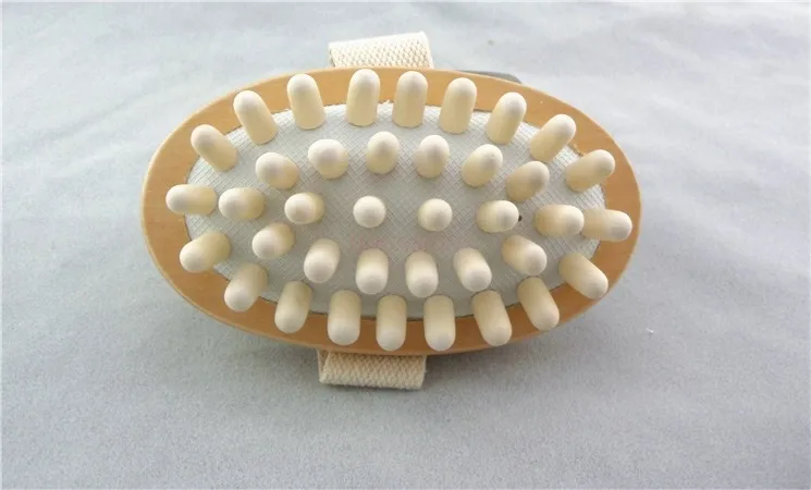 Деревянная массажная щетка для тела от целлюлита и улучшения лимфодской