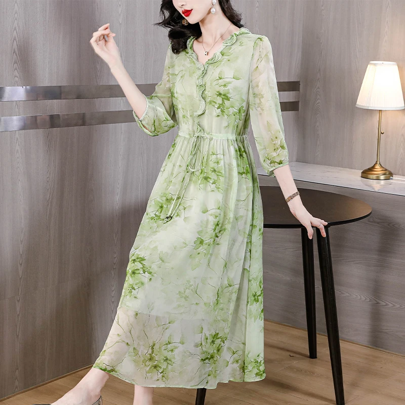 

Summer 2023 New Women's Green Silk Dress V-Neck Casual Short Sleeve Slim Long Dress Loose Size Printed Bohemian Knee Length Robe