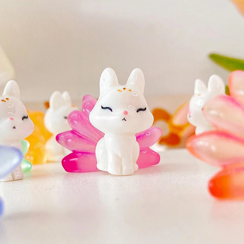 Фото 1 шт. милые мини светящиеся смолы девятихвостая лиса орнамент светятся в темноте миниатюрные фигурки лиса микро пейзаж декор кукольного домика №4