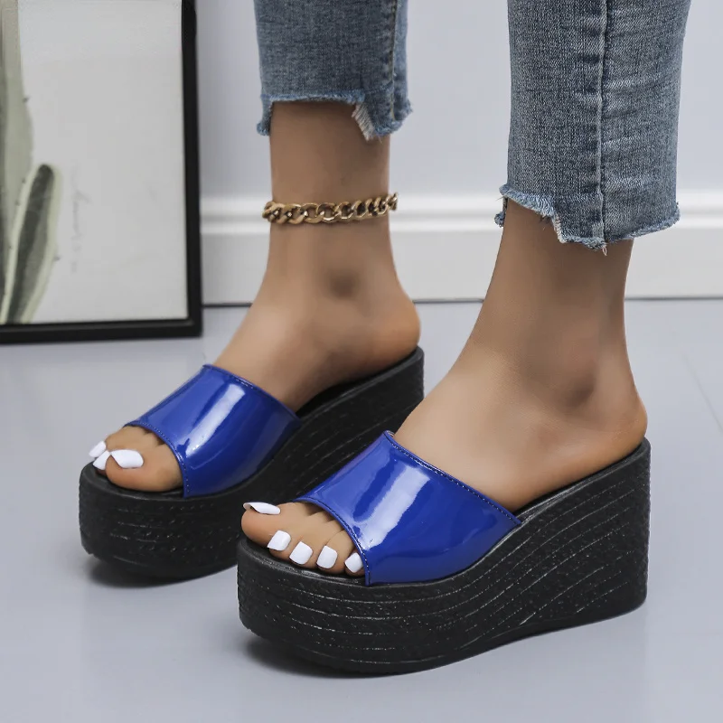 

2023 Ladies Wedges Slippers Platform Sandals for Women Summer Woman Slippers Outdoor Beach Shoes Fashion Candy Colors Slippers