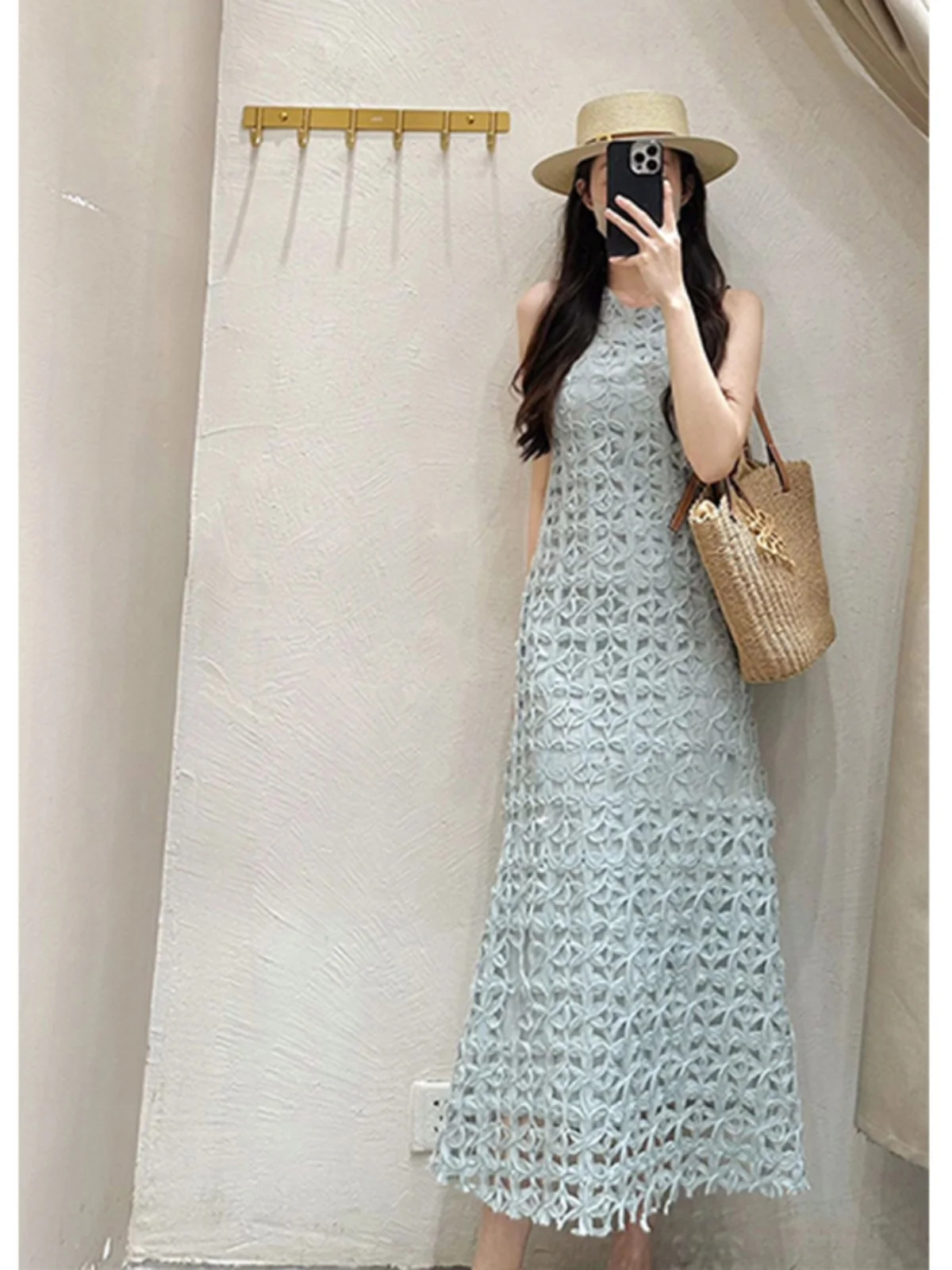 Summer New Style Beautiful and Unique Small Figure Slim and Age Reducing Elegant Temperament Design Sense Hollow out Blue Dress