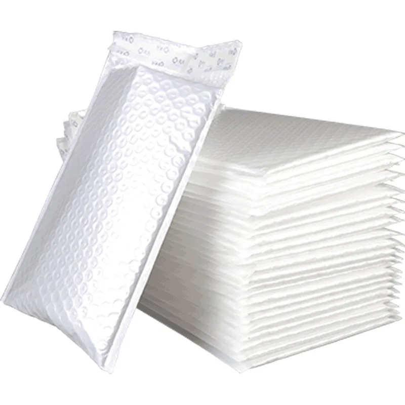 Рисунок 5 - Сумка-конверт из перламутровой пленки