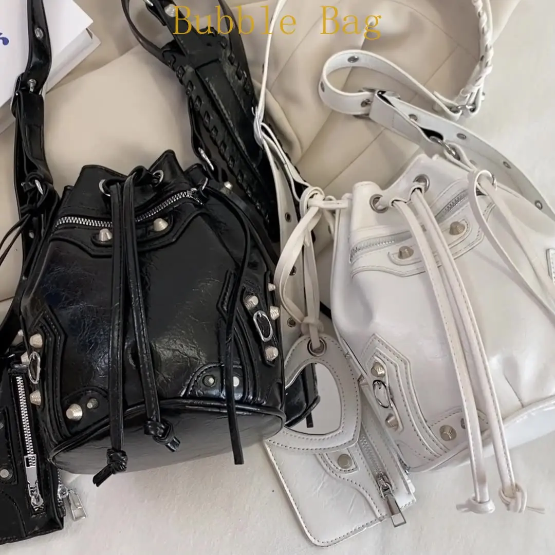 2023 Luxury Brand Bucket Designer Leather Rivet Crossbody Bags for Women Handbags Fashion Shoulder Messenger Bags Ladies Totes