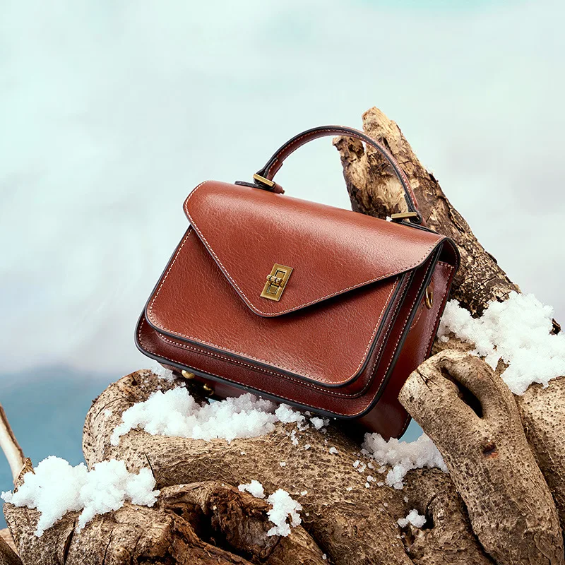 

Bag 2022 leather plant tanned cow leather new senior simple fashion temperament female bag hand bill of lading shoulder diagonal
