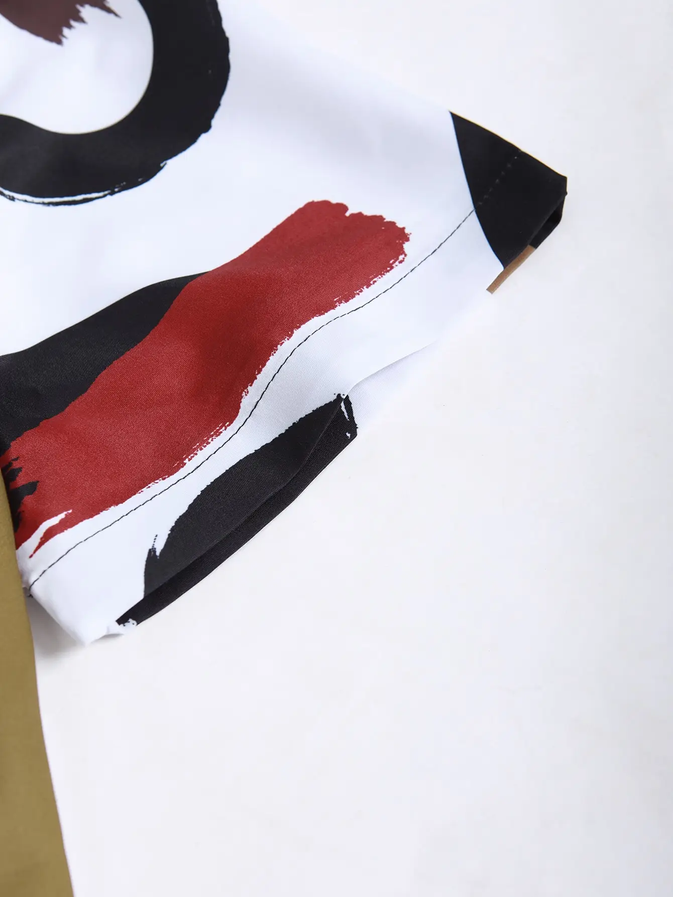 Men Random Circle and Brush Print Shirt & Drawstring Waist Shorts Without Tee