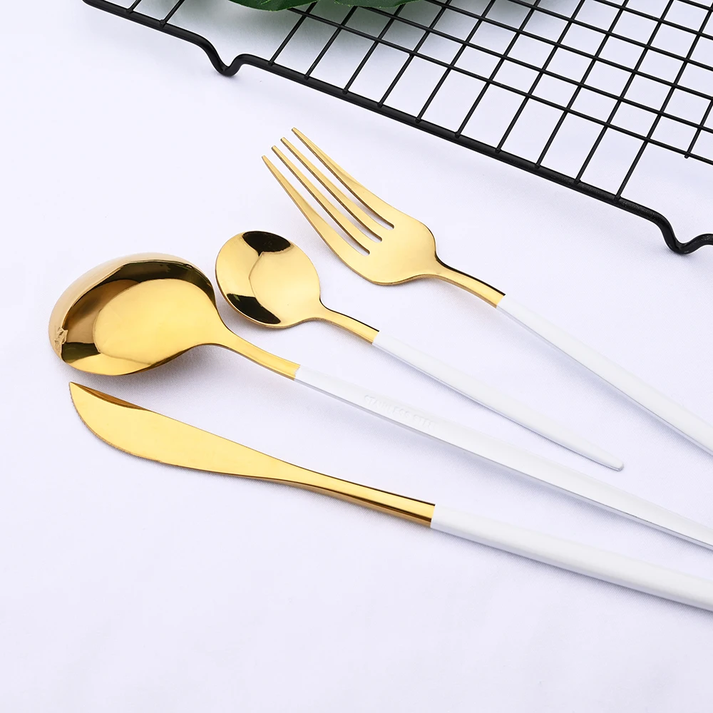 

24pcs Sliver Western Dinnerware Set Stainless Steel Cutlery Set Fork Knife Spoon Tableware Set Flatware Set Silverware Set