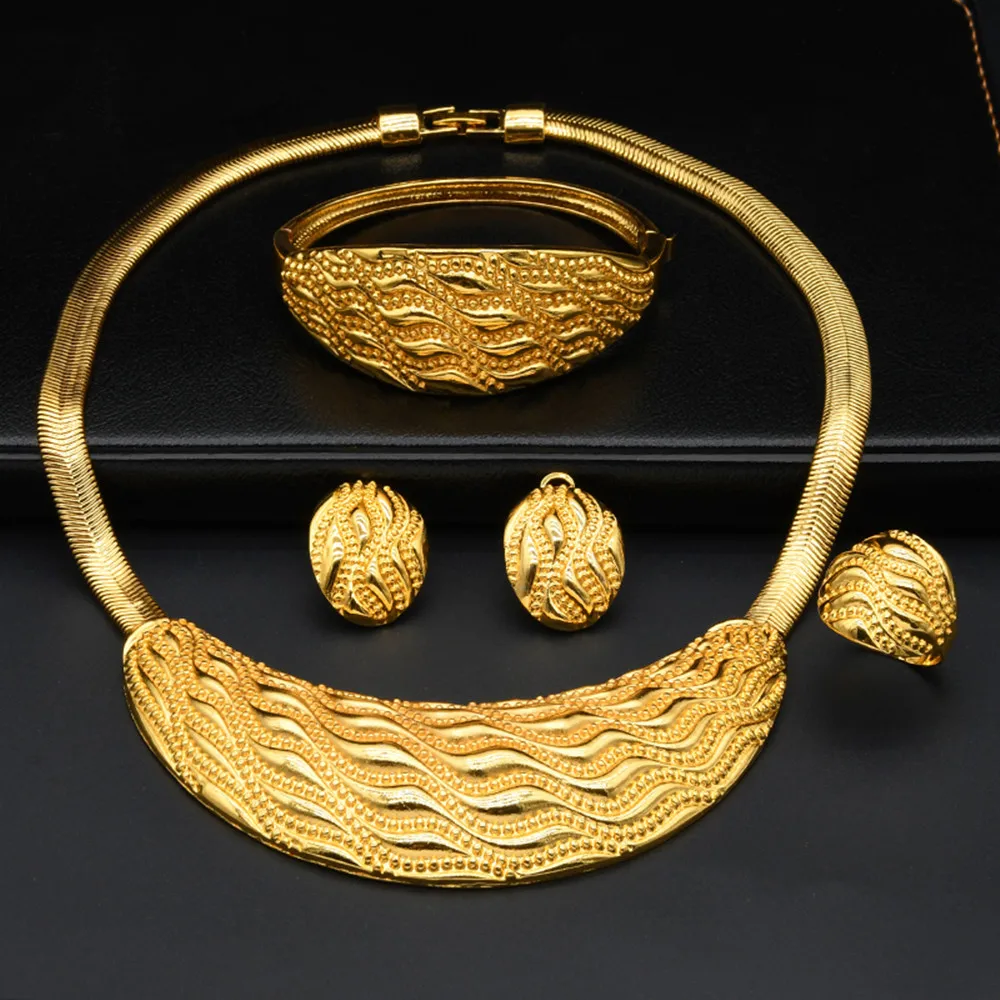 

New Design Ladies Half Moon Shape Wave Pattern Snake Bone Gold Color Necklace Ring Bracelet Luxury Jewelry Set for Wedding Party