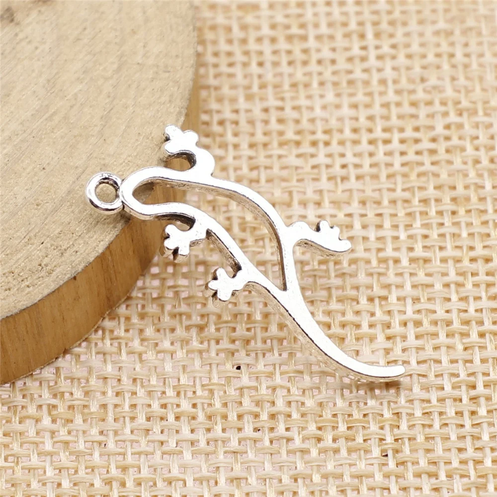 

120pcs Charms Wholesale Hollow Gecko Lizard Antique Silver Color 19x32mm Metal Alloy Charms Wholesale Jewelry DIY Accessories