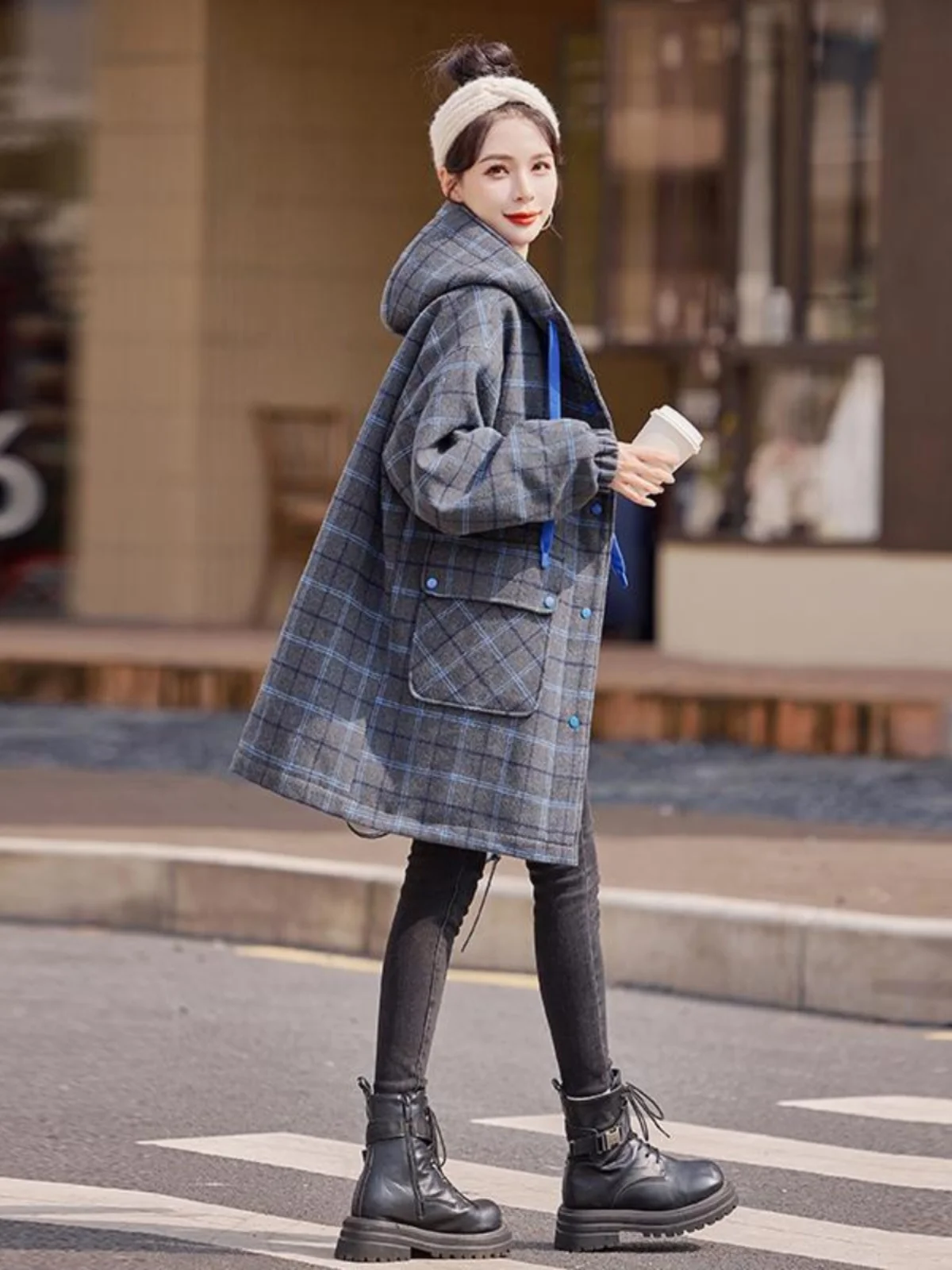 Корейская серия клетчатый шерстяной пуховик с капюшоном женский зимний 2024 новое