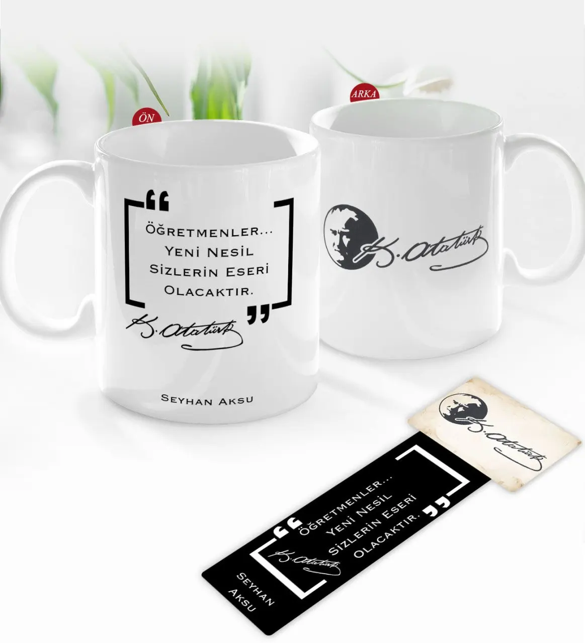 

Персонализированная кухонная чашка с деревянной книгой