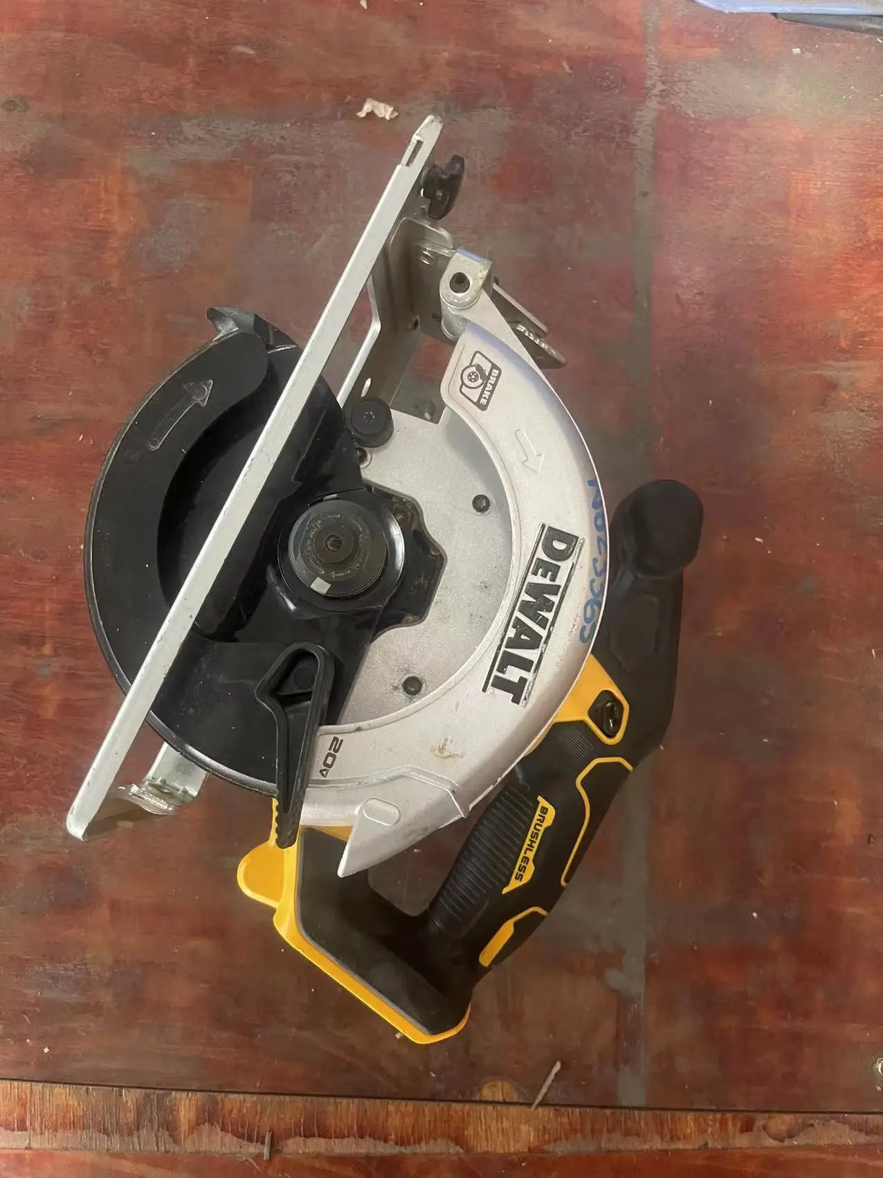 USED Dewalt DCS566 18v 165mm XR Brushless Circular Saw Cordless Body Only (SECOND HAND)