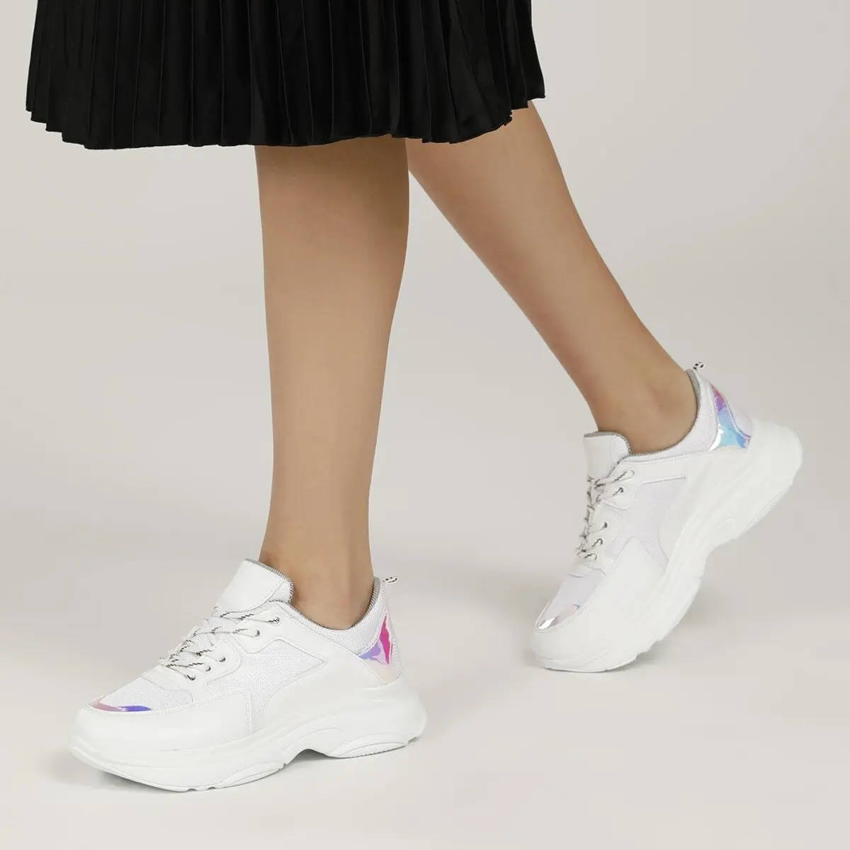 

Белые женские модные кроссовки 19SF-1501 1FX