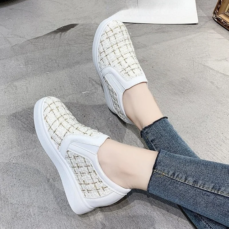 

2023 Spring New Fashion Single Shoe Round Head Increase Breathable Leisure Loafers Women's Thick Soled Wedges Walking Shoes