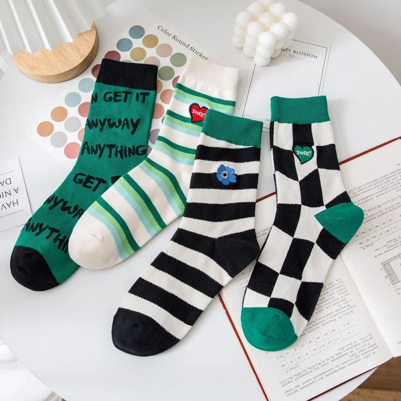 

Носки женские хлопковые с надписью, высокие носки счастливого зеленого цвета в полоску, весна-осень, модные клетчатые